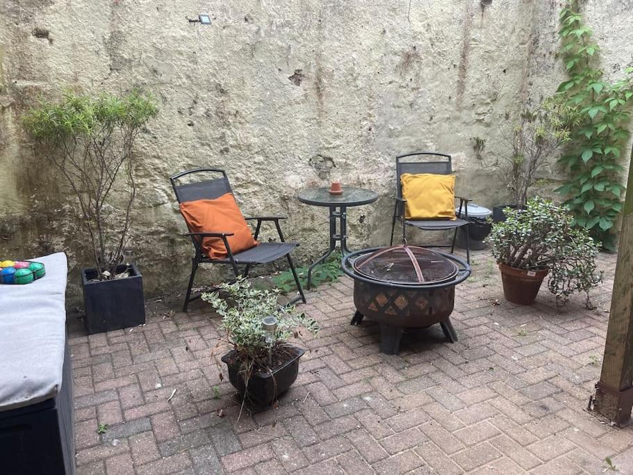 Апартаменты Garden Flat Torquay Just 2 Mins Walk From The Harbour Экстерьер фото